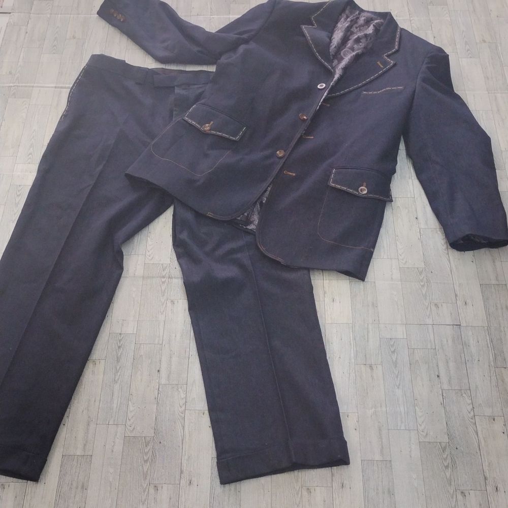 Blu Martini men's 2 piece suit